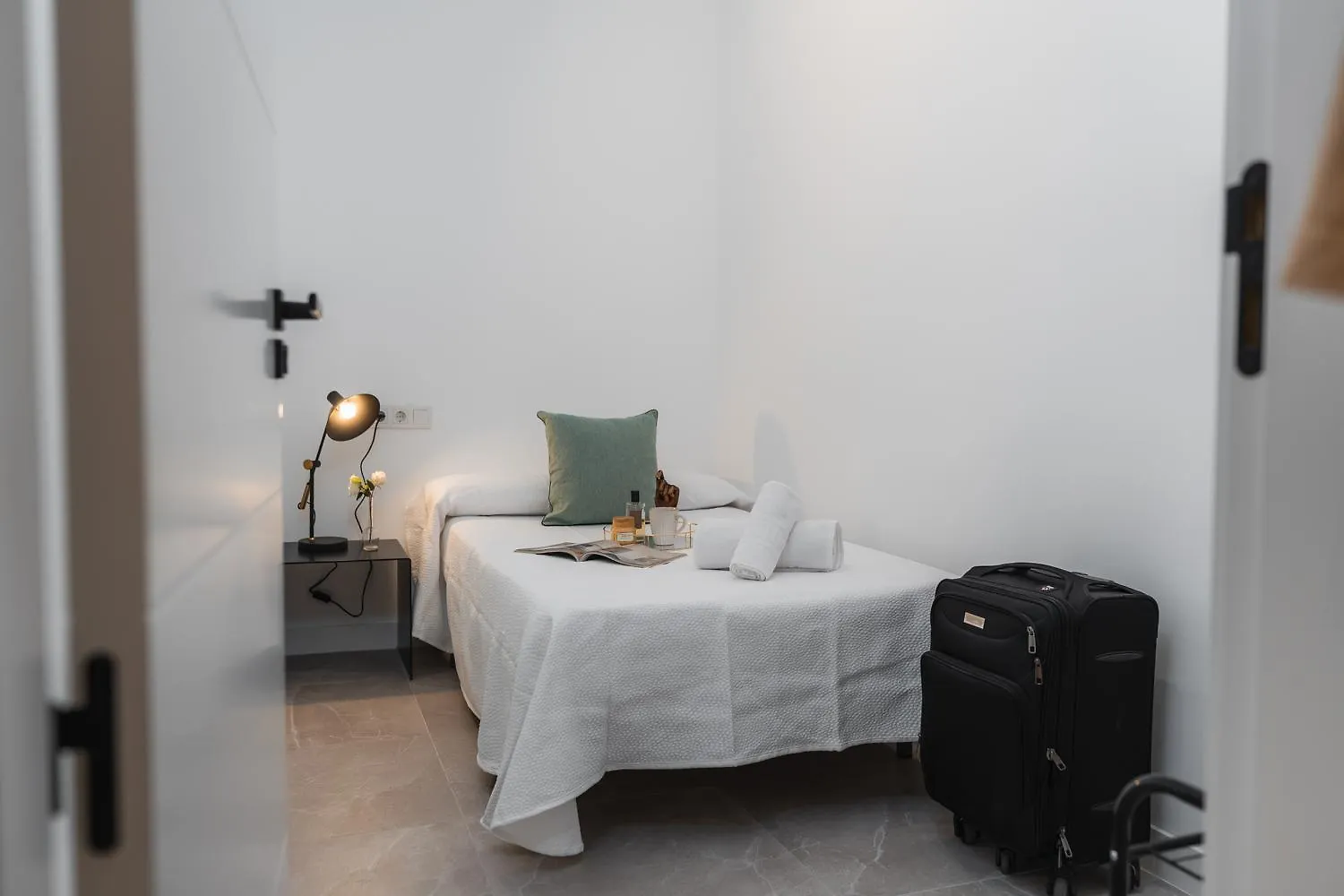 Tuguest Buensuceso Apartment Granada
