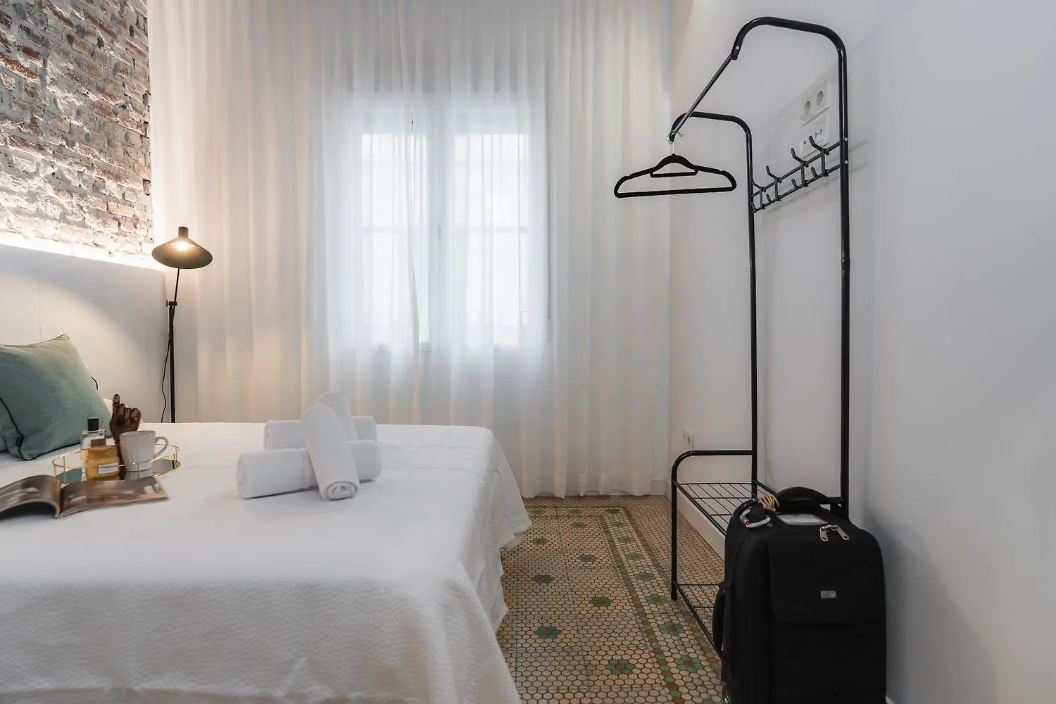 Tuguest Buensuceso Apartment Granada