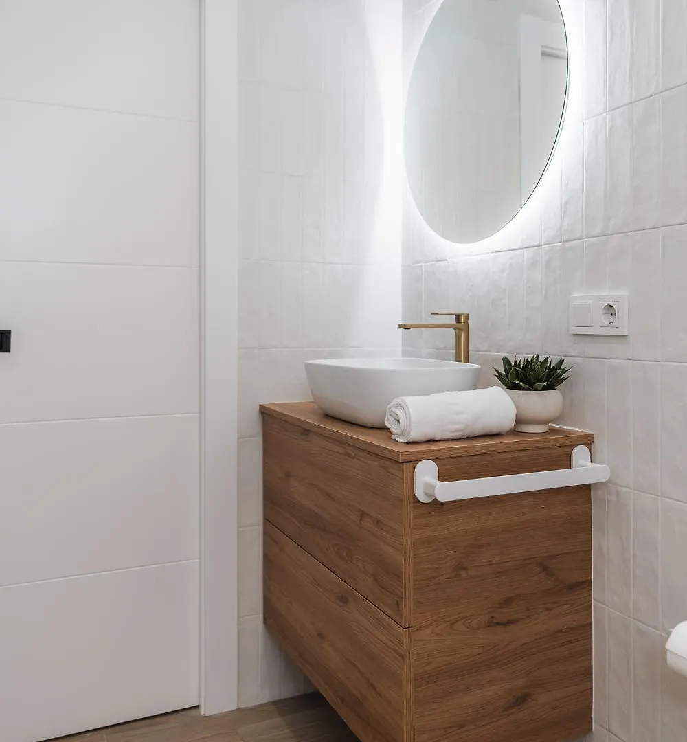 Tuguest Buensuceso Apartment Granada